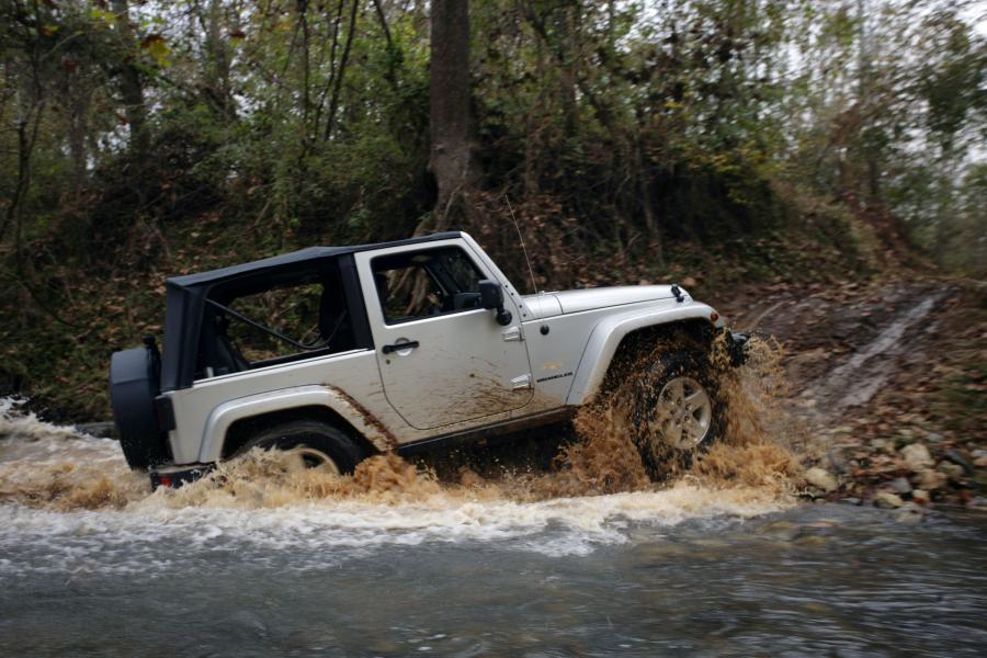  Jeep Wrangler 2007 года  (фото 30 из 55)